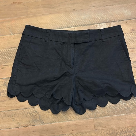 J. Crew Linen Blend Scallop Shorts, Women’s size 6 - Picture 1 of 2